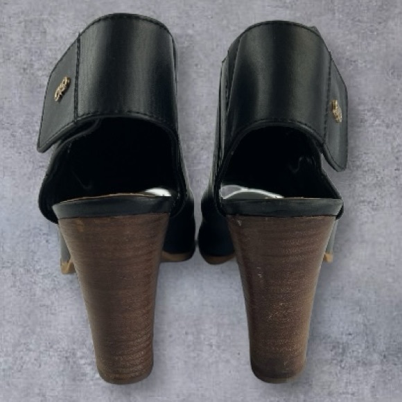 Cole Haan Wrey Black Leather Booties Block Heel Peep Toe Women’s Sz: 9B - Picture 4 of 12